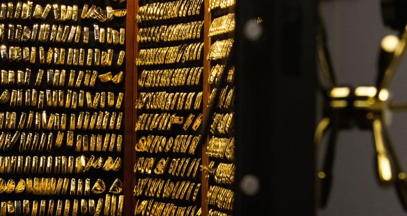 The PING Gold Putter Vault